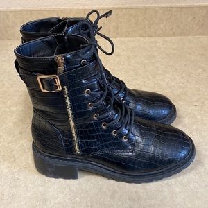 Unbranded Black Lace Up Vegan Crocodile Zip Up Buckle Moto Boots